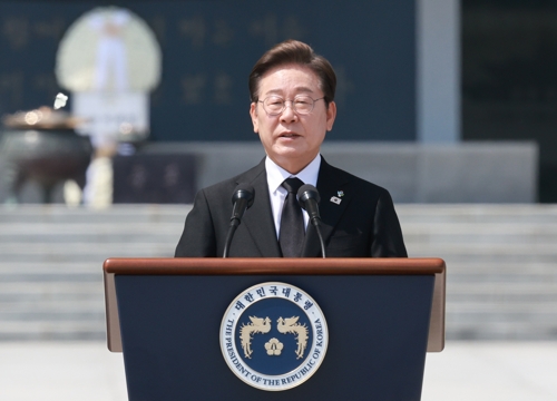 이재명 대통령, 취임 후 첫 현충일 추념식 참석…“기억하고 책임지는 국가 되겠다”