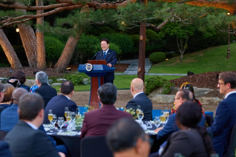 [이래경 컬럼] G7 정상회의 이후 자유주의 논쟁